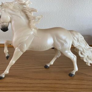Breyer Templado Model Horse
